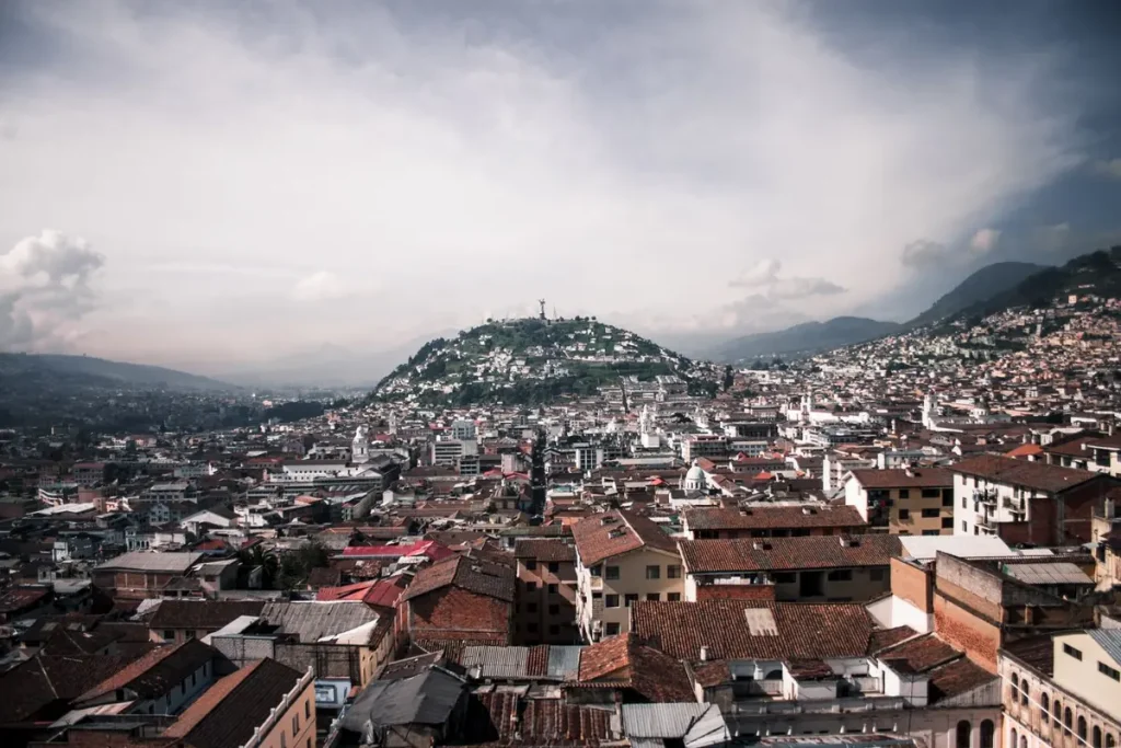 Tu primer envío a Ecuador: 5 pasos y los errores que lo retrasan